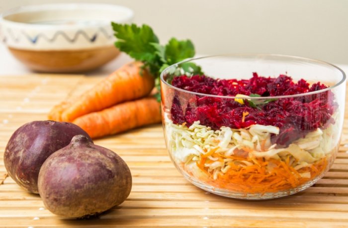 Sallata e shëndetshme që pastron trupin dhe shkrin kilogramët